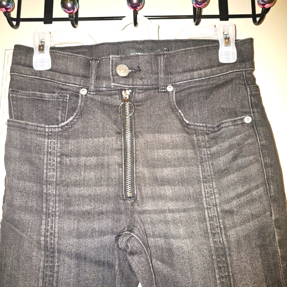 EXPRESS Women's Jeans size 4Short